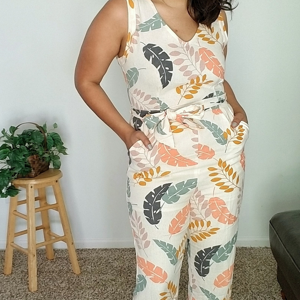 AVANT-GARDE CREAM LEAF PRINT JUMPSUIT - Picture 8 of 9